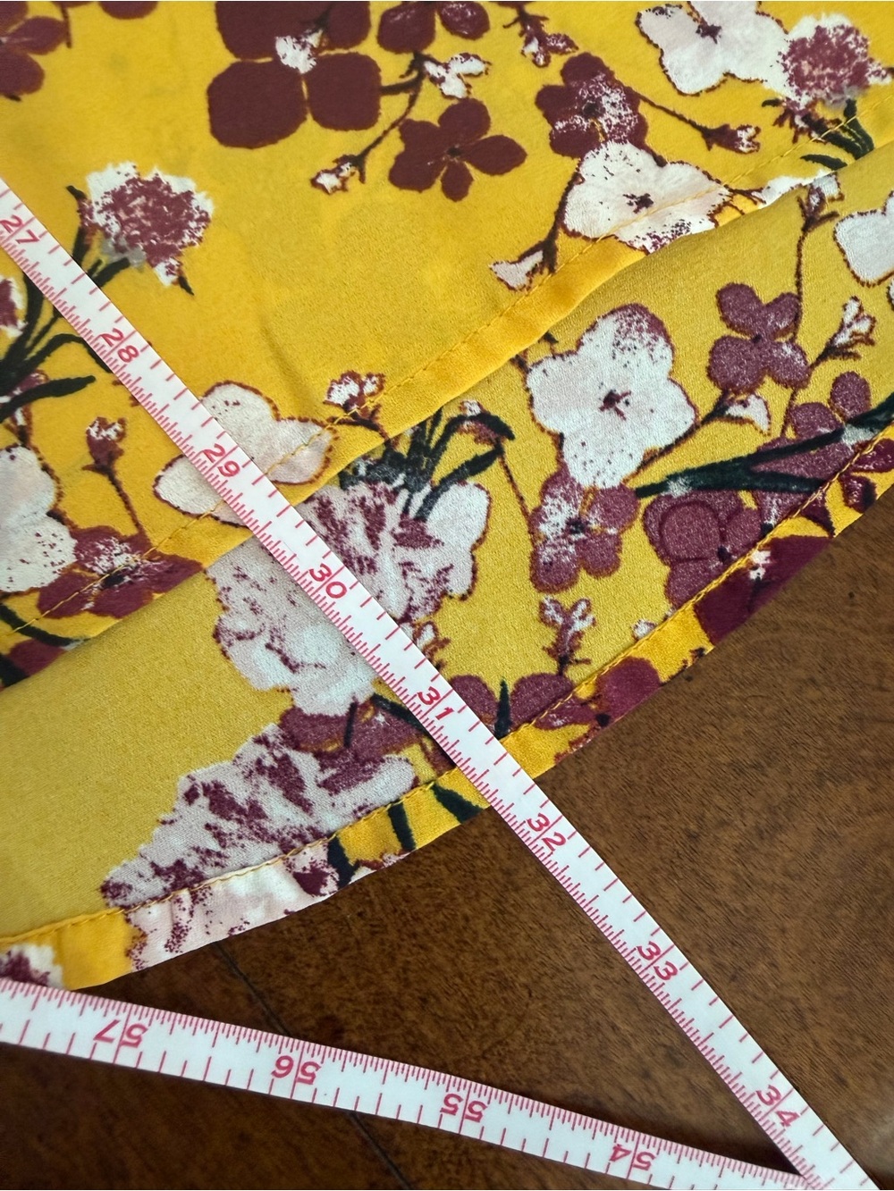 Women’s Yellow Floral Lace-Up V-Neck Tunic Size XXL - Picture 6 of 9